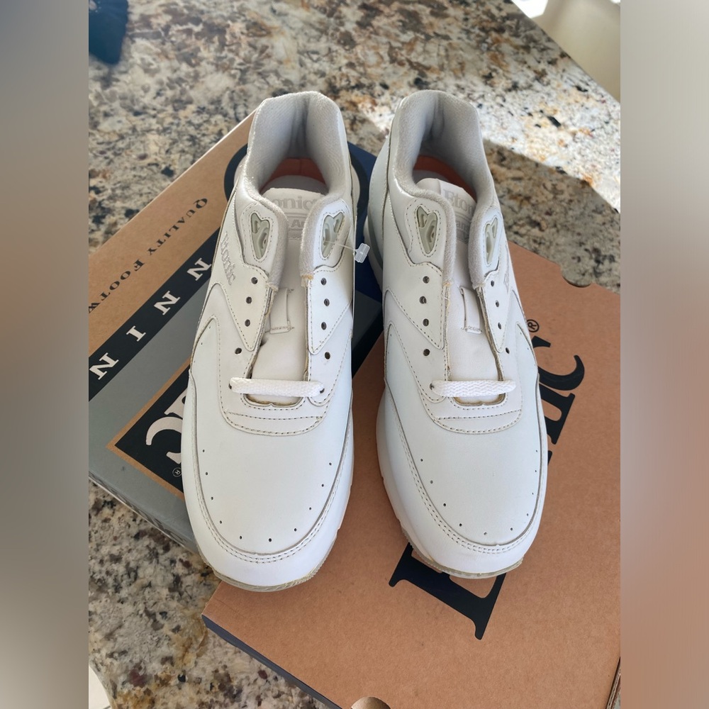 etonic sneakers